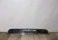 Молдинг крышки багажника бу Renault Duster OEM 848106442R