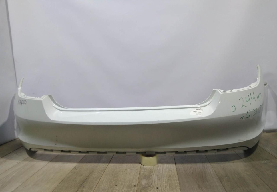 Бампер задний бу Skoda Rapid OEM 60U807421