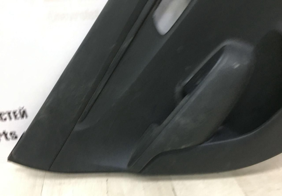 Обивка двери задняя левая Kia Rio 4 седан oem 83310H0010 Обивка двери задняя левая Kia Rio 4 седан oem 83310H0010