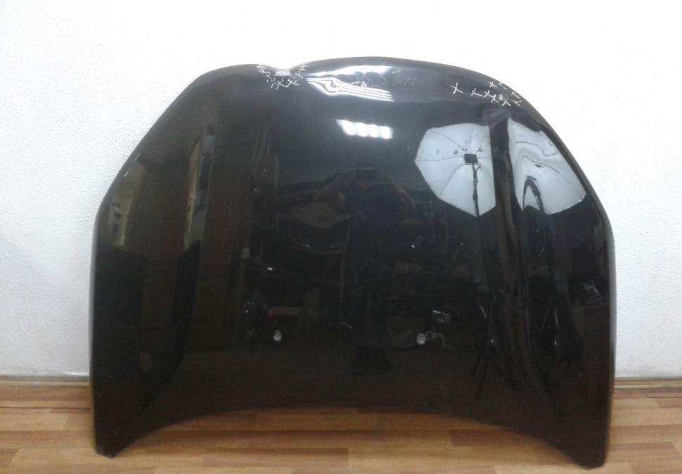 Капот Lada Vesta (вмятина) (скл-3)