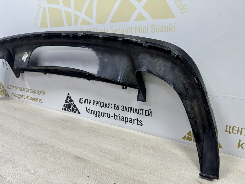 Спойлер заднего бампера Volkswagen Touareg 2 R-line рестайлинг OEM 7P6807568L