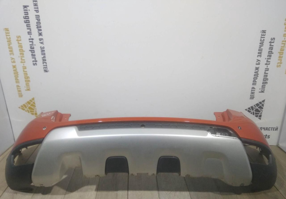 Бампер задний бу Renault Duster рестайлинг OEM 850225435R (В)