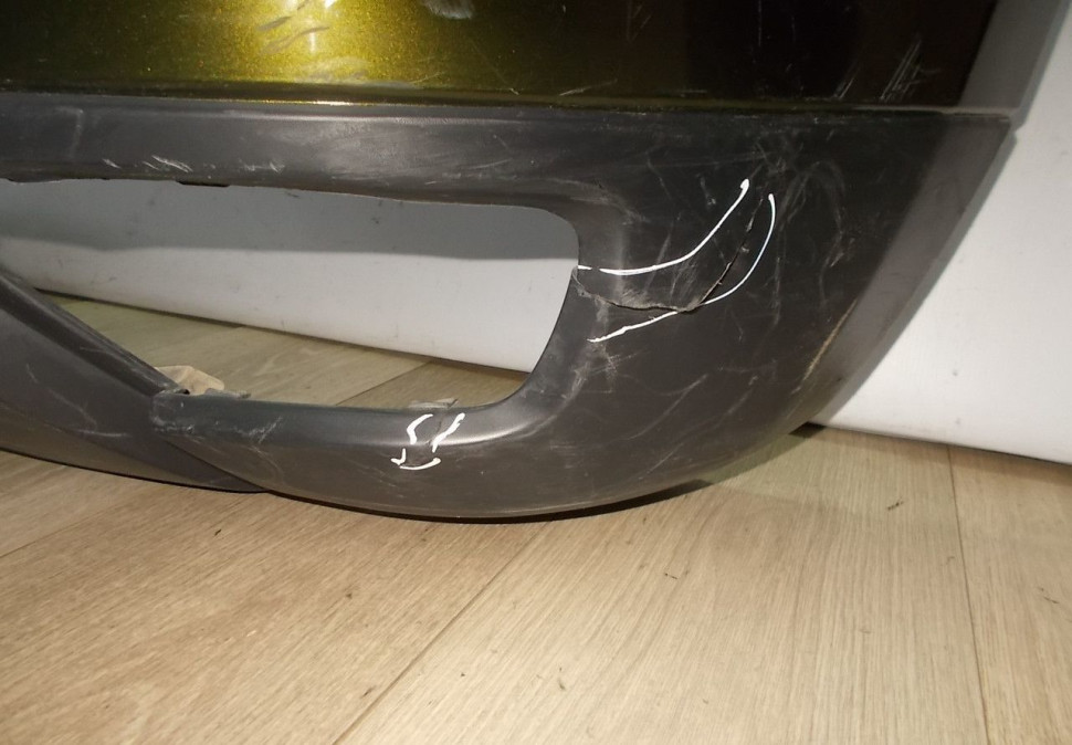 Бампер задний бу Renault Duster рестайлинг OEM 850225435R (В) Бампер задний бу Renault Duster рестайлинг OEM 850225435R (В)