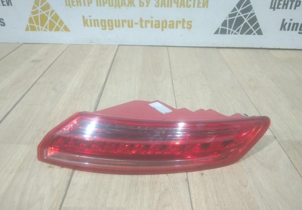 Фонарь правый внешний бу Renault Laguna 3 Coupe OEM 265500005R