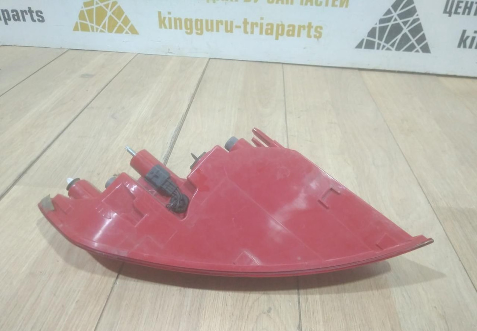 Фонарь правый внешний бу Renault Laguna 3 Coupe OEM 265500005R