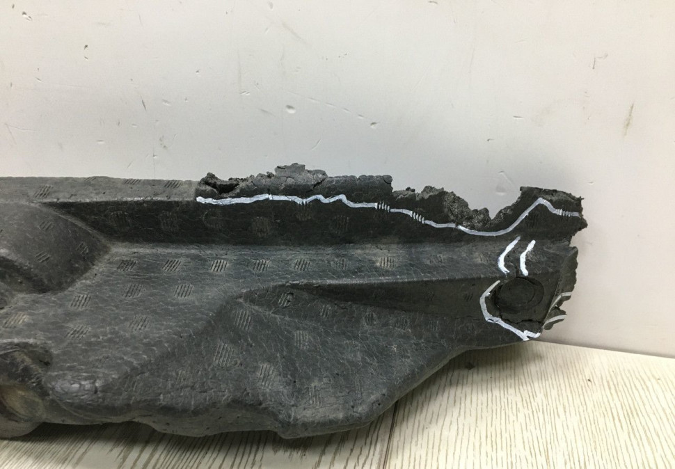 Абсорбер переднего бампера BMW X6 F16 M-Pack OEM 51118056533