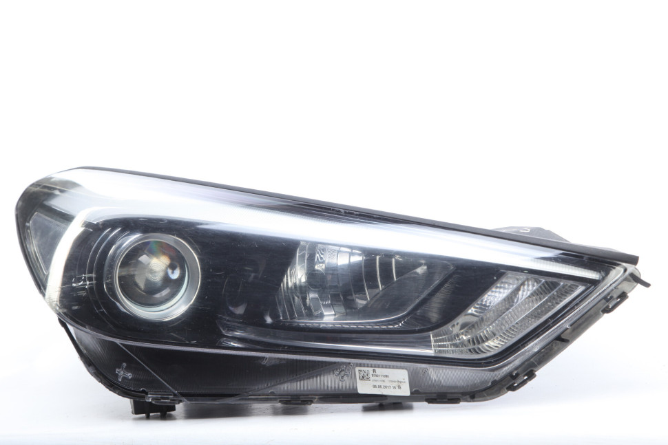 Фара правая галоген Hyundai Tucson 3 дорестайлинг 2015 OEM 92102D7000