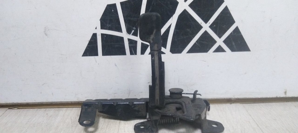 Замок капота Kia Rio 3 oem 811304Y000 Замок капота Kia Rio 3 oem 811304Y000