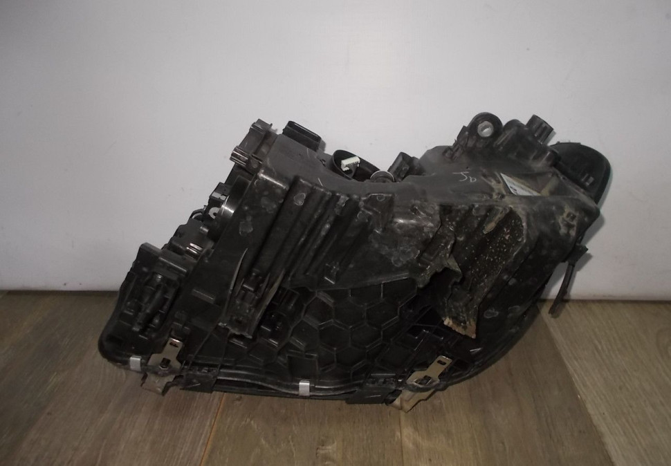 Фара ЛЭД LED адаптив правая бу BMW X3 G01 OEM 63117466126