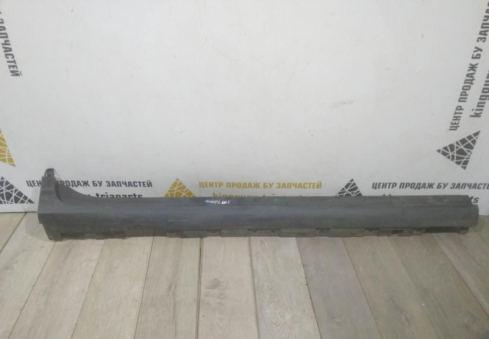 Порог правый бу BMW X3 F25 OEM 51777210080