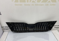Решетка радиатора Skoda Octavia A7 рестайлинг 2017 OEM 5E0853653C