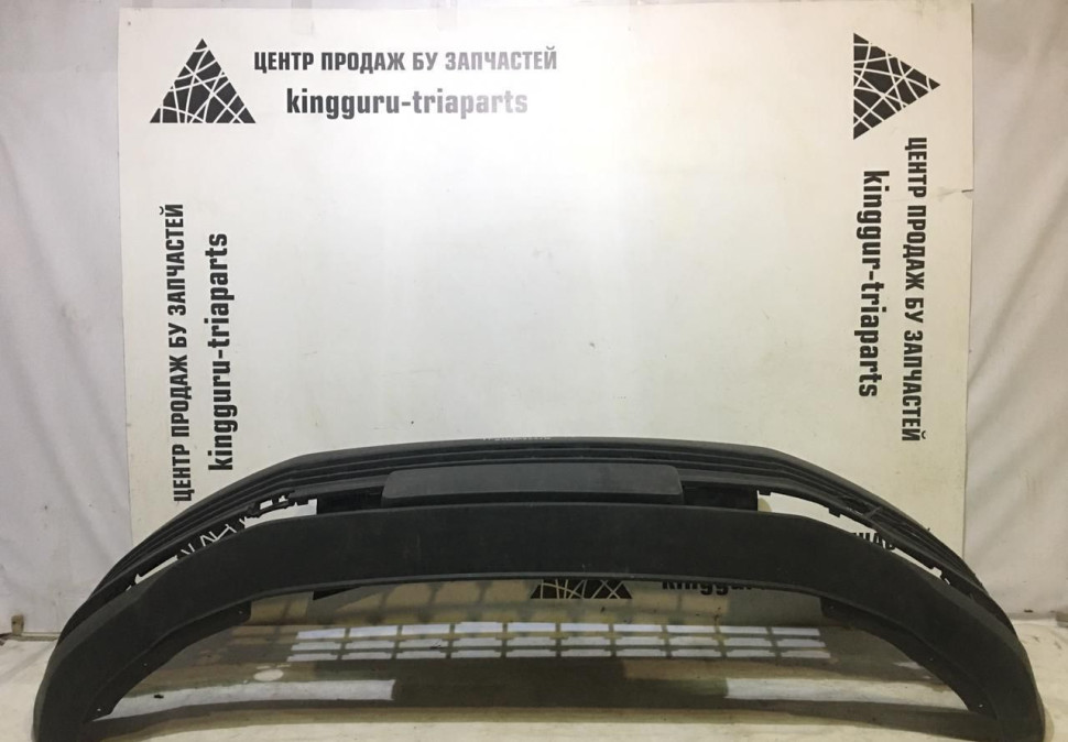 Бампер передний Volkswagen Transporter T6 15-20 oem 7e0807221D (скл-3)