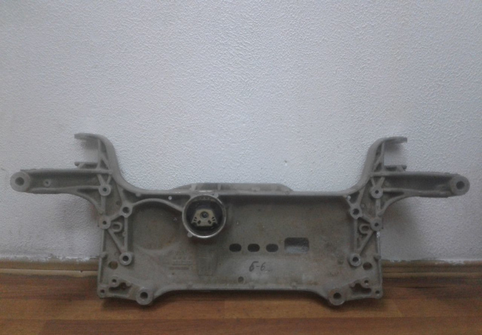 Подрамник  Volkswagen Passat B6 (07-11) oem  3c0199369h