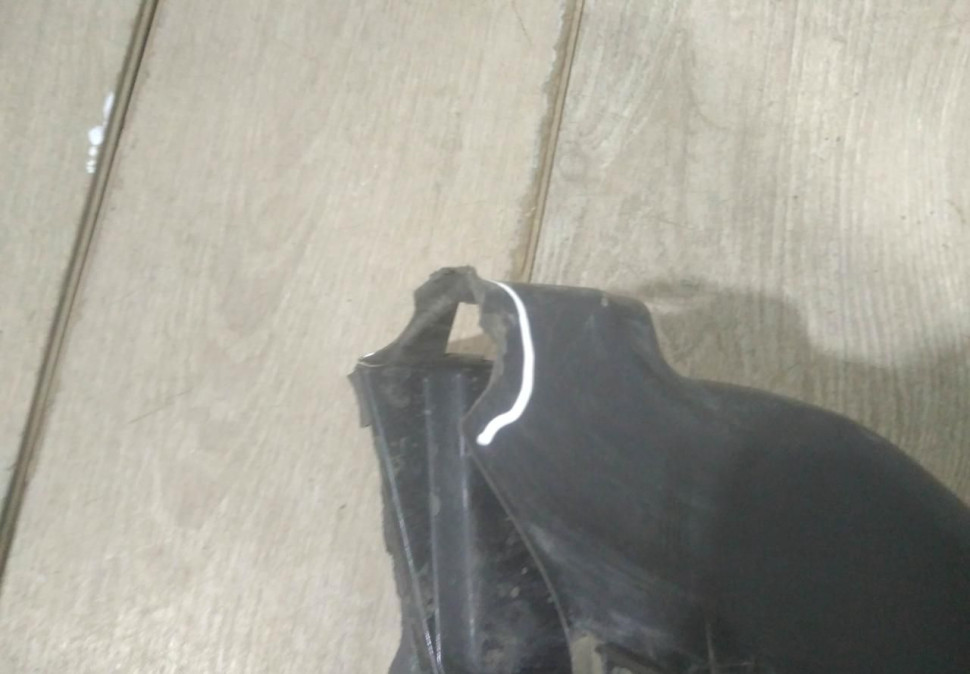 Воздуховод тормозного механизма правый бу BMW X6 F16 OEM 51748059856 Воздуховод тормозного механизма правый бу BMW X6 F16 OEM 51748059856