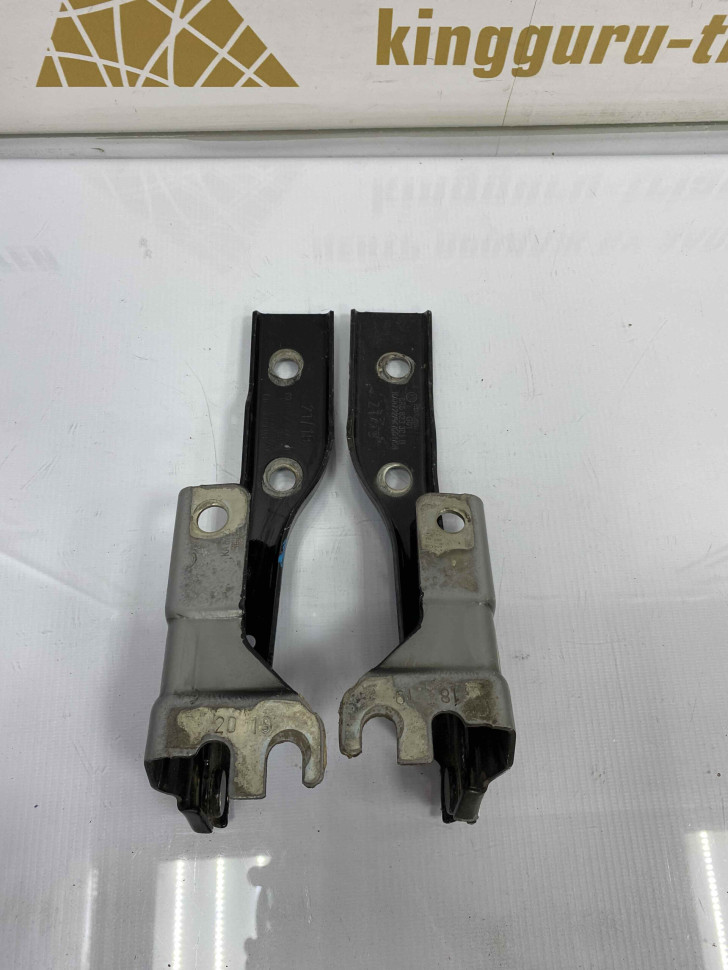 Петля капота левая правая Volkswagen Polo 5 2009-2020 oem 6R0823301B, 6R0823302B