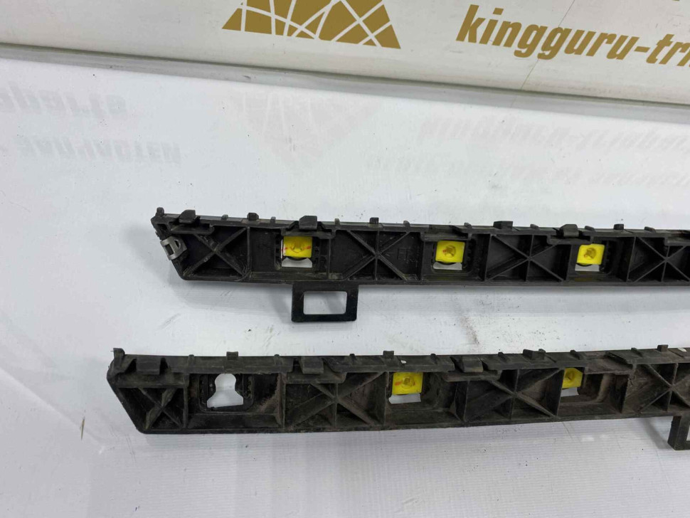 Кронштейн заднего бампера левый правый Hyundai Solaris 2 2017 OEM 86613H5000 86614H5000 Кронштейн заднего бампера левый правый Hyundai Solaris 2 2017 OEM 86613H5000 86614H5000