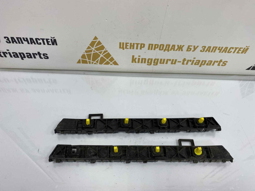 Кронштейн заднего бампера левый правый Hyundai Solaris 2 2017 OEM 86613H5000 86614H5000 Кронштейн заднего бампера левый правый Hyundai Solaris 2 2017 OEM 86613H5000 86614H5000
