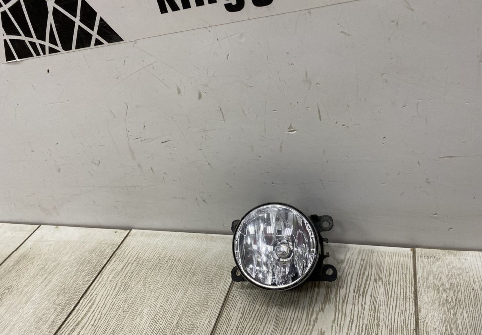Фара противотуманная Renault Logan 2 OEM 261500097R