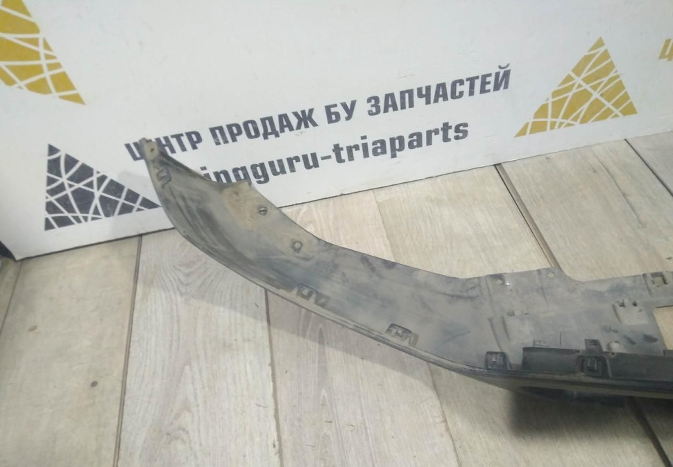 Спойлер переднего бампера бу BMW X1 F48 OEM 51117354816