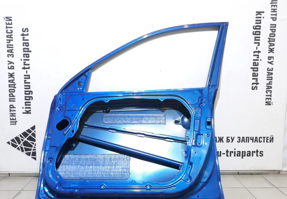 Дверь правая передняя Hyundai i30 2007-2012 oem 760042R210 (скл-3)