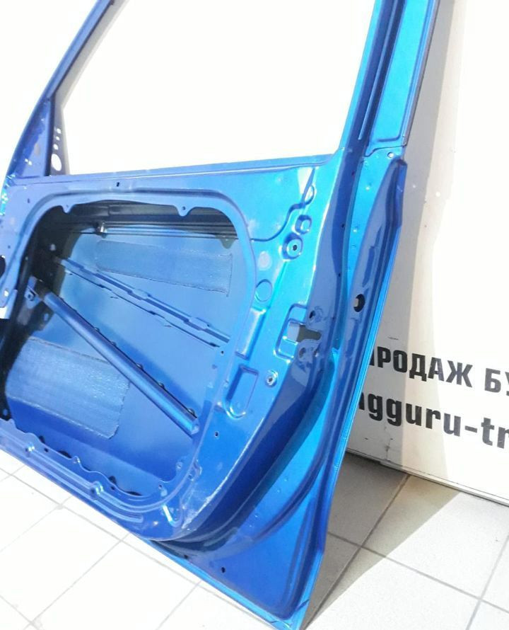 Дверь правая передняя Hyundai i30 2007-2012 oem 760042R210 (скл-3)
