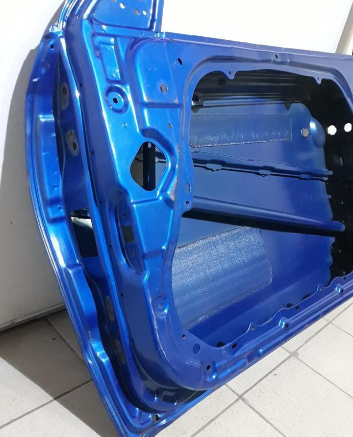 Дверь правая передняя Hyundai i30 2007-2012 oem 760042R210 (скл-3)