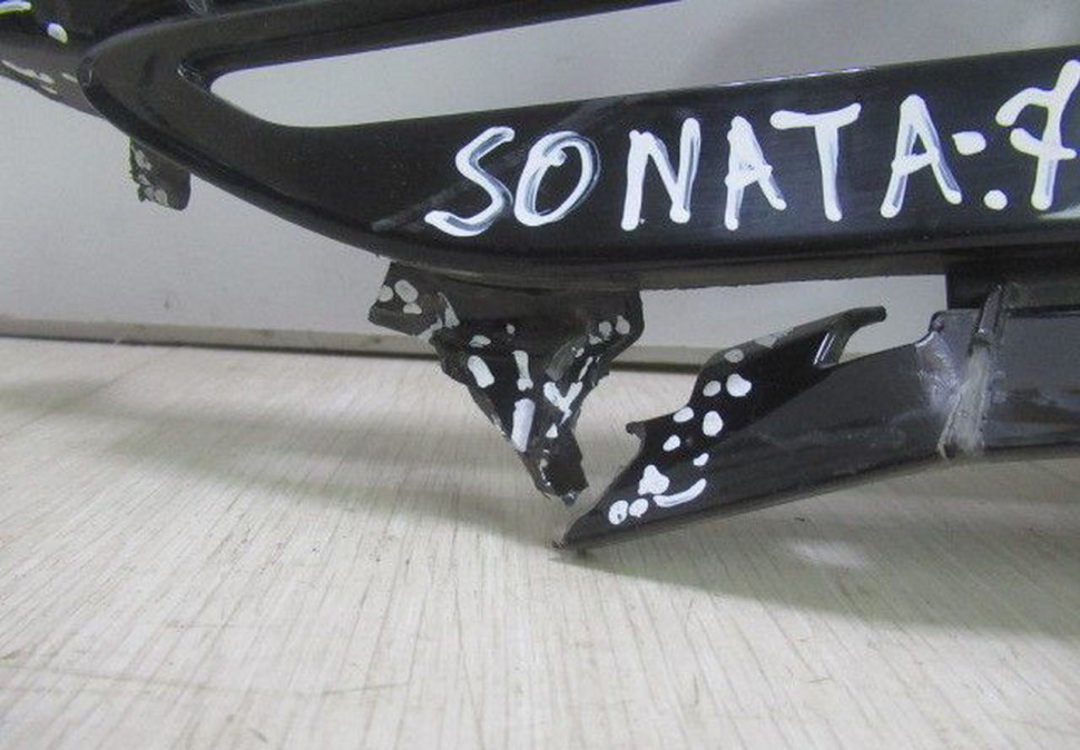 Накладка противотуманной фары передняя левая  Hyundai Sonata 7 oem  86521E6710