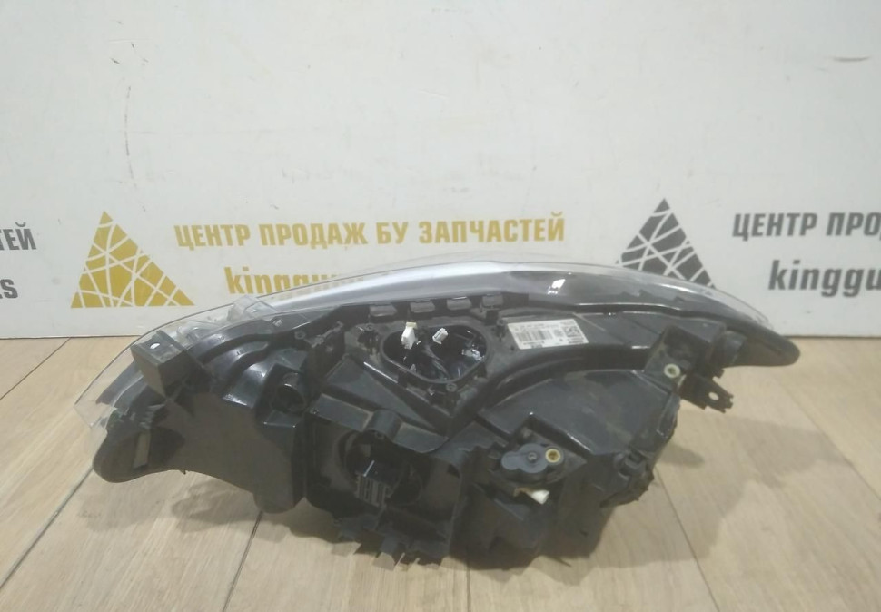 Фара ЛЭД LED адаптив правая бу BMW 2 F22 OEM 63117469784