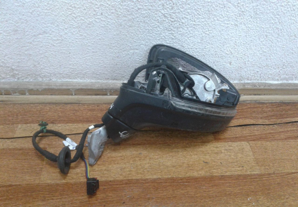 Корпус зеркала левый Volkswagen Tiguan 2 oem 5nb857501 Корпус зеркала левый Volkswagen Tiguan 2 oem 5nb857501