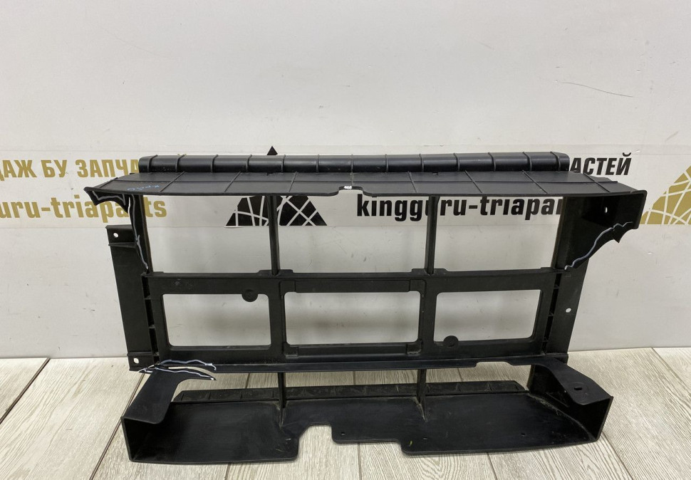 Дефлектор радиатора Hyundai Creta 2016 OEM 29135M0000