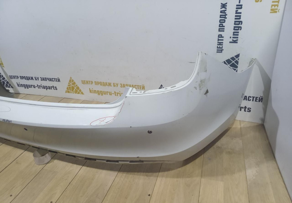 Бампер задний бу Skoda Rapid OEM 60U807421