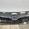 Решетка радиатора бу Skoda Rapid OEM 5JA853668