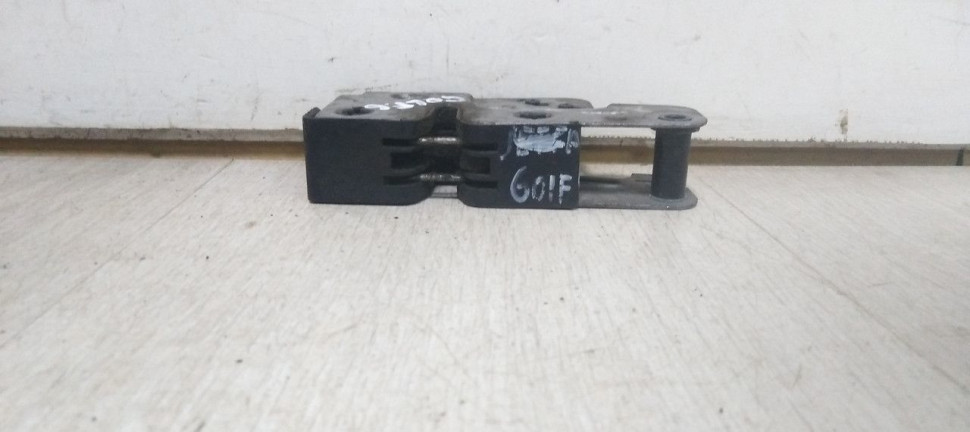 Замок капота Volkswagen Golf 6 oem 5k1823509