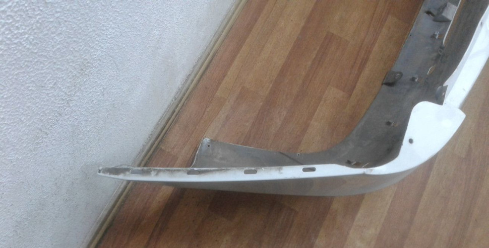 Бампер задний Lada Vesta oem 8450006699 (скл-3) Бампер задний Lada Vesta oem 8450006699 (скл-3)