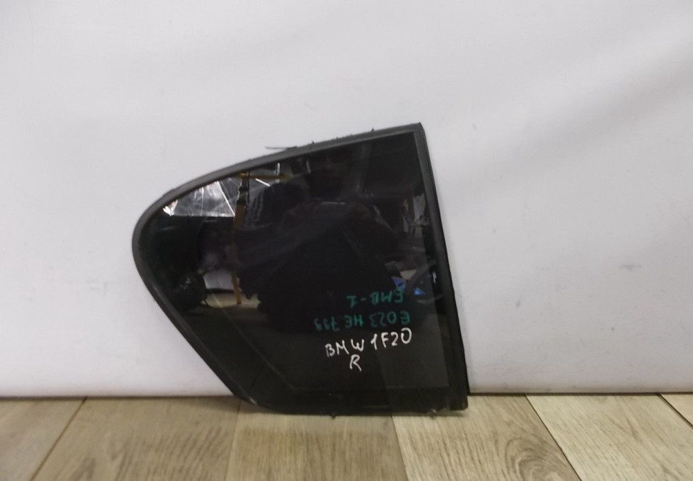 Стекло двервное глухое заднее правое бу BMW 1 F20 OEM 51357269562