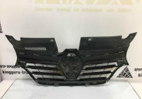 Решетка радиатора Renault Logan 2 рестайлинг OEM 623105887R