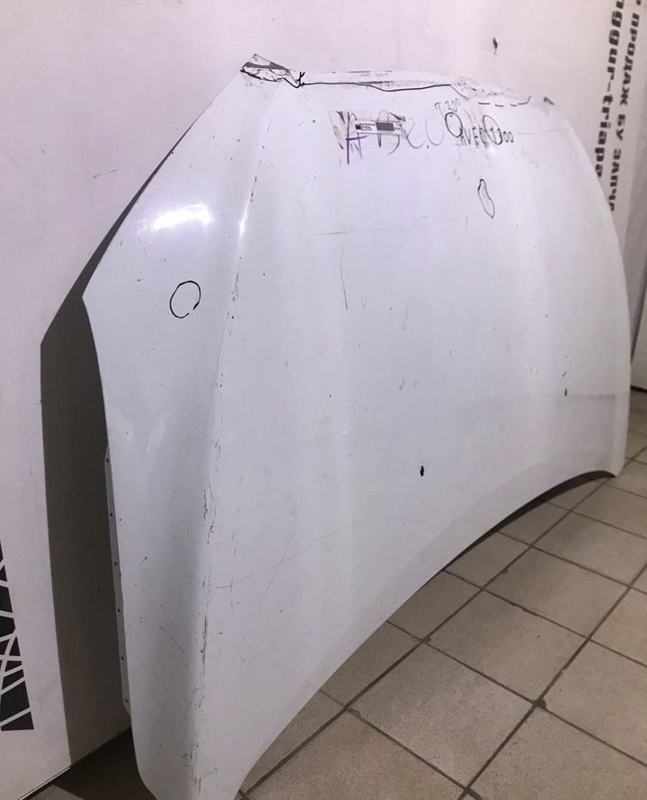 Капот Chevrolet Aveo T300 oem 95215165 (скл-3) Капот Chevrolet Aveo T300 oem 95215165 (скл-3)