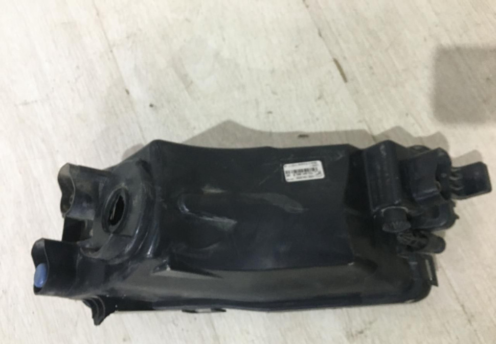 Противотуманная фара правая Volkswagen Transporter T6 15-20 oem 7E0941662B