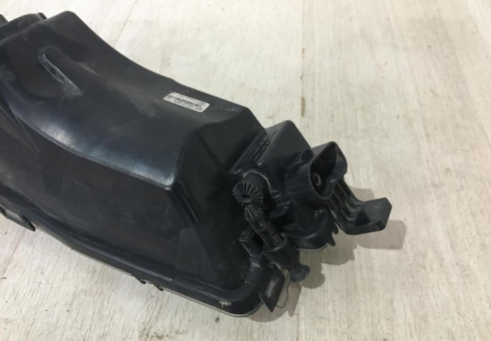 Противотуманная фара правая Volkswagen Transporter T6 15-20 oem 7E0941662B