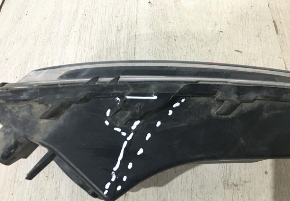 Противотуманная фара правая Volkswagen Transporter T6 15-20 oem 7E0941662B Противотуманная фара правая Volkswagen Transporter T6 15-20 oem 7E0941662B