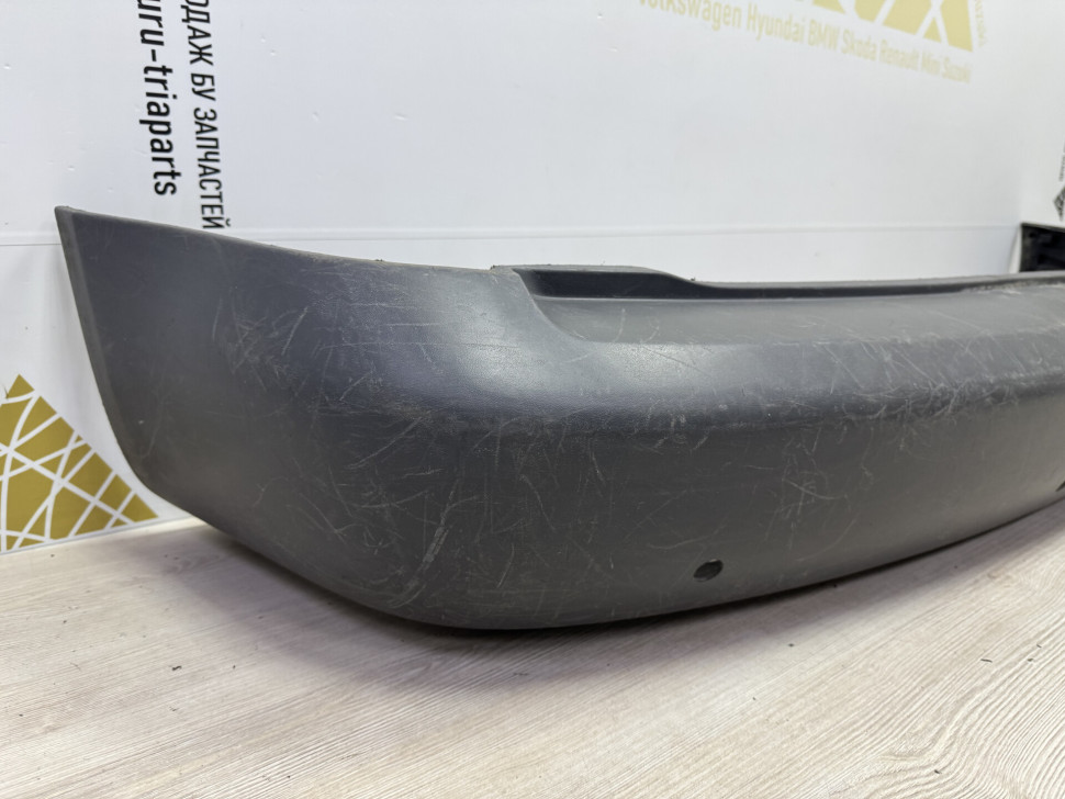 Бампер задний Volkswagen Caddy 3 2003 OEM 2K0807421 Бампер задний Volkswagen Caddy 3 2003 OEM 2K0807421