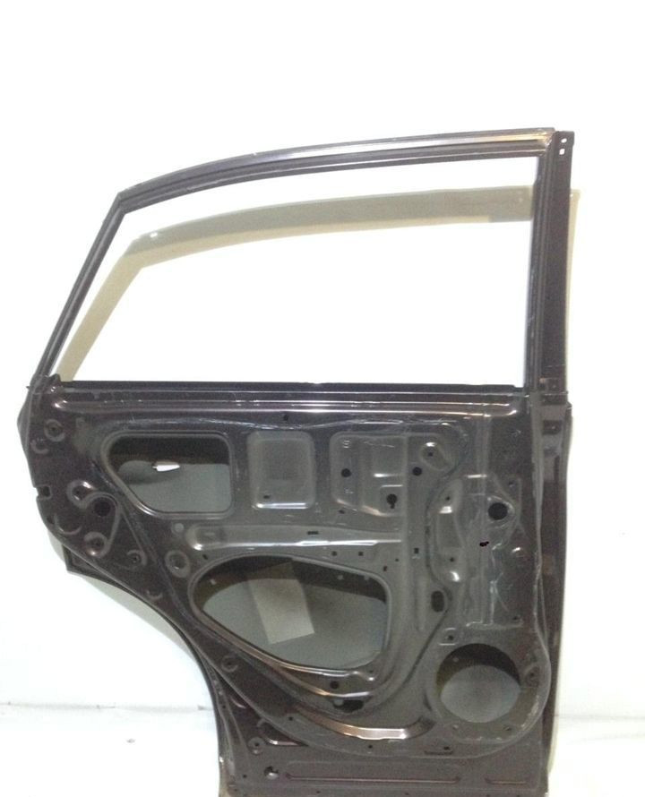 Дверь зад лев Lexus RX 09- (скл-3)