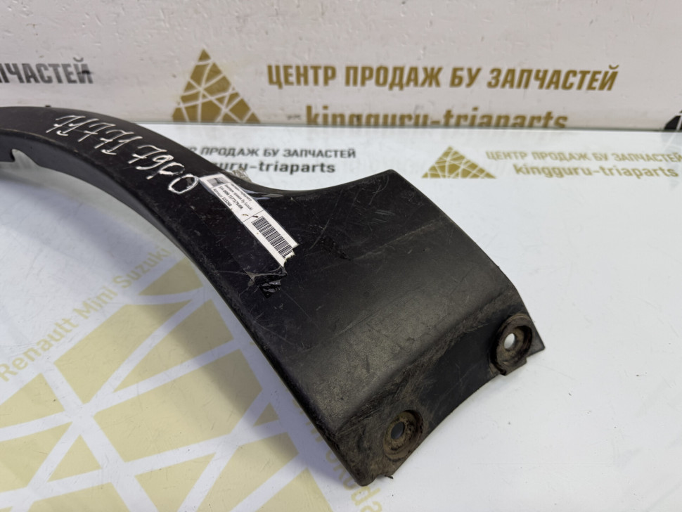 Накладка переднего бампера правая бу Suzuki SX4 OEM 7177179J0R