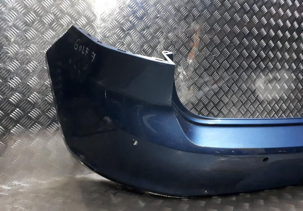 Бампер задний Volkswagen Golf 7 oem 5g6807421b