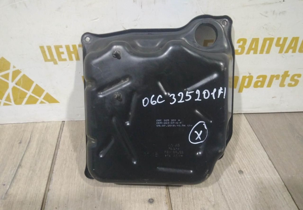 Поддон АКПП бу Skoda Octavia A7 OEM 0GC325201F