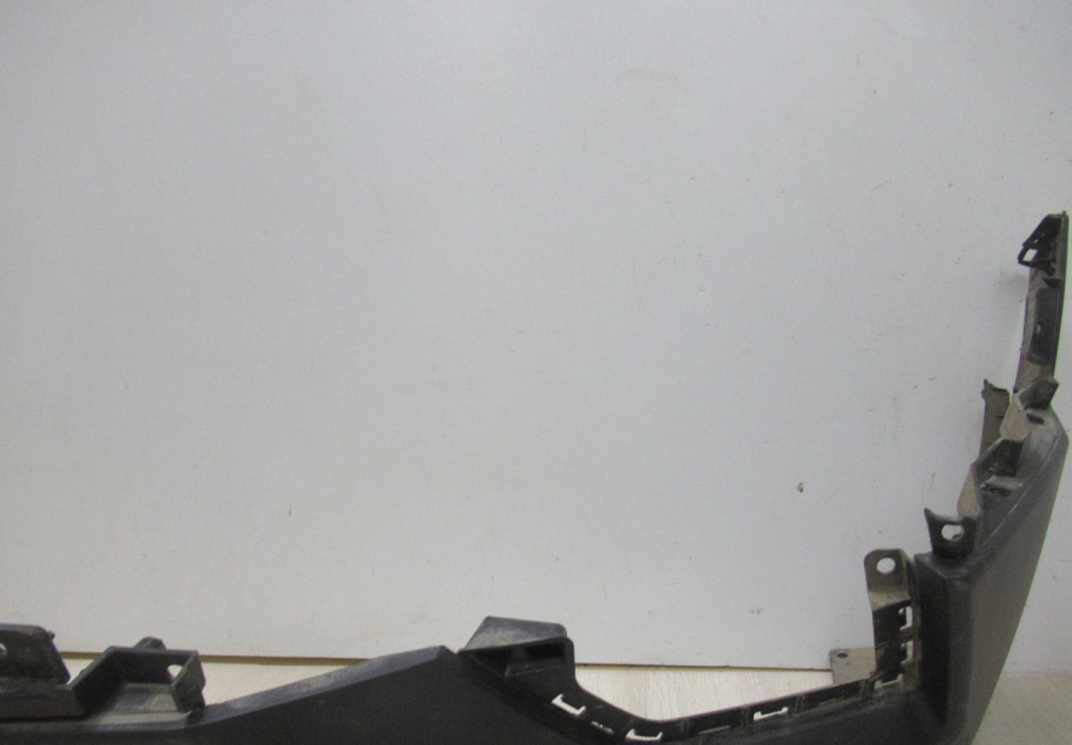 Спойлер заднего бампера Hyundai Creta oem 86612M0000 (слом.часть бок.крепл)