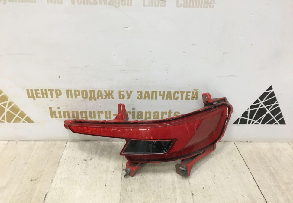 Фонарь противотуманный правый Hyundai Elantra 6 AD рест 2018> oem 92406f2510