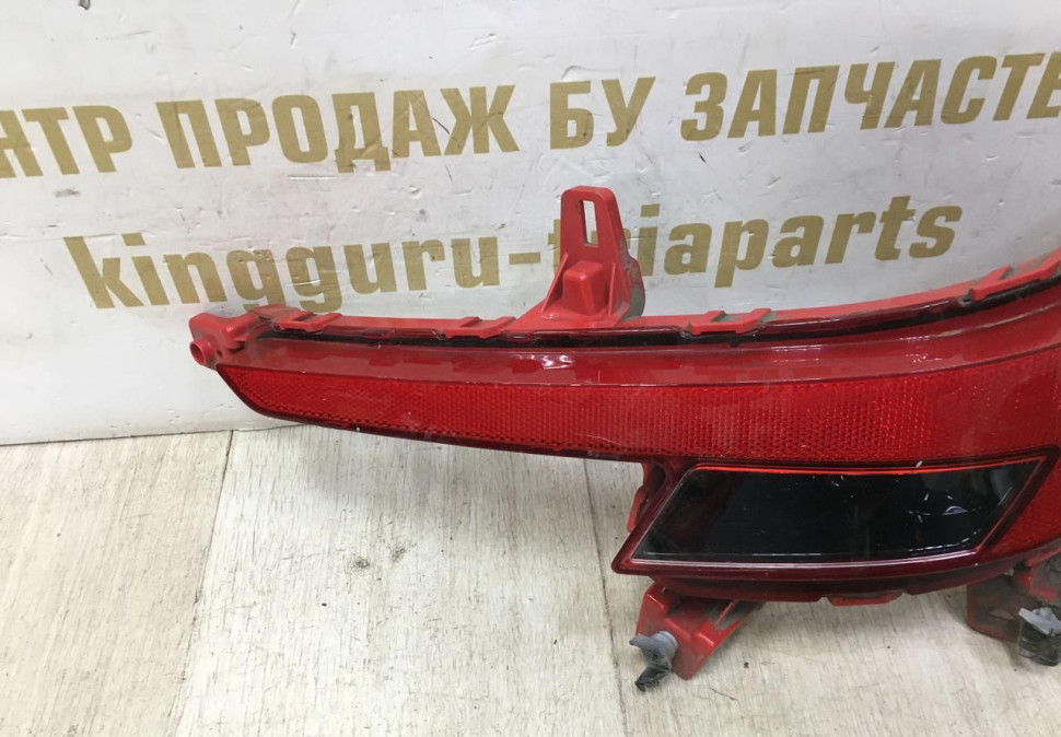 Фонарь противотуманный правый Hyundai Elantra 6 AD рест 2018> oem 92406f2510