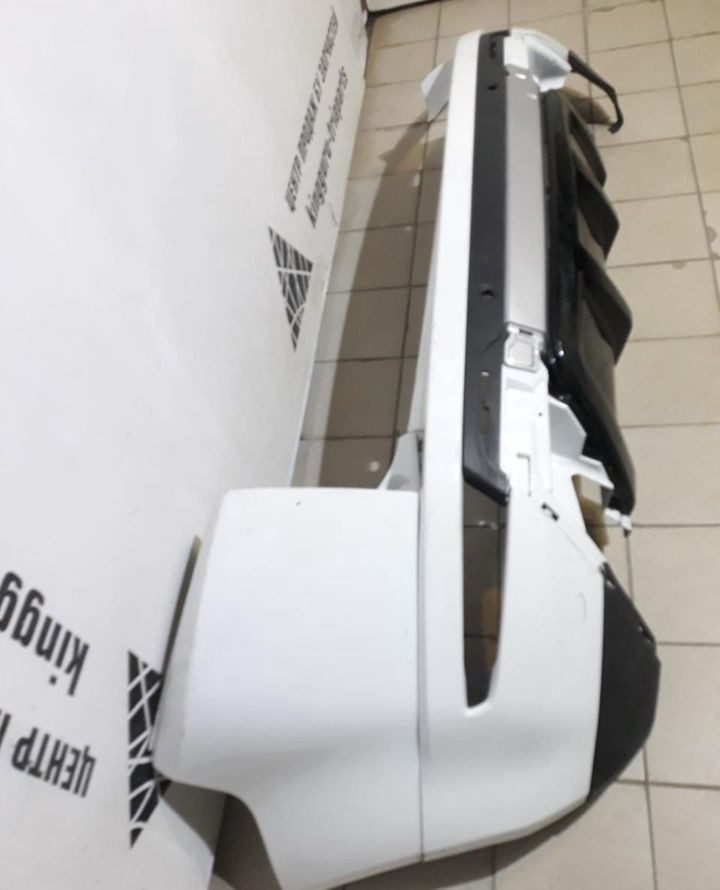 Бампер задний Range Rover Evoque 12- Oem BJ3217D781 (скл-3 ) Бампер задний Range Rover Evoque 12- Oem BJ3217D781 (скл-3 )