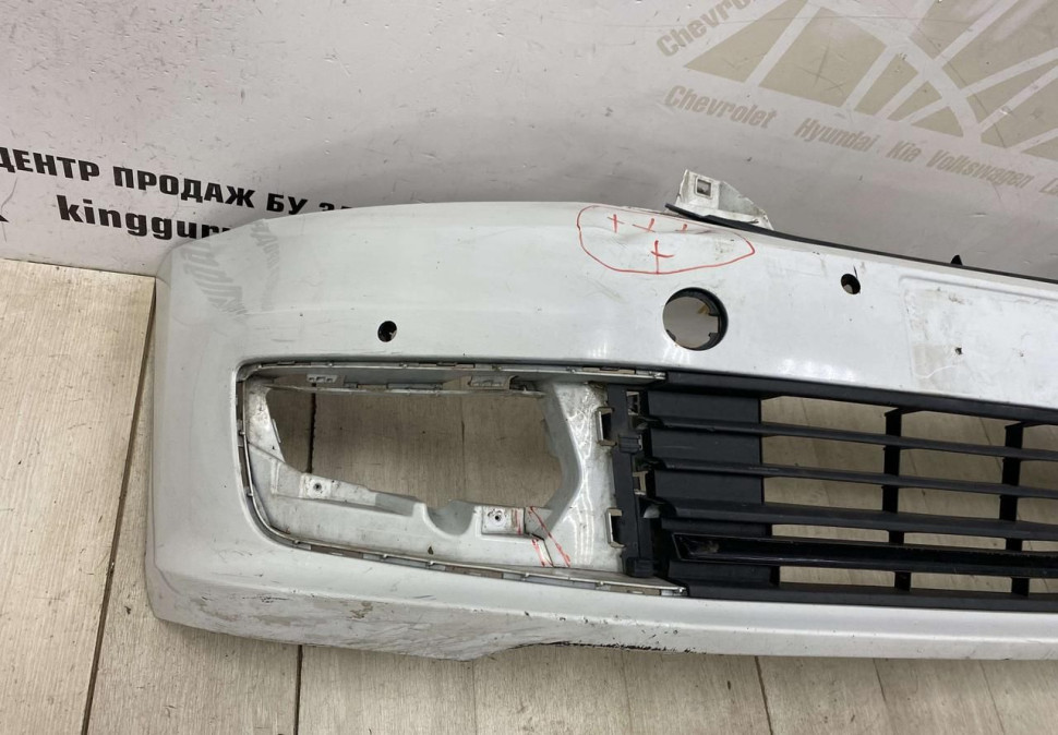 Бампер передний Volkswagen Polo 5 рестайлинг 15-20 oem 6RU807221A